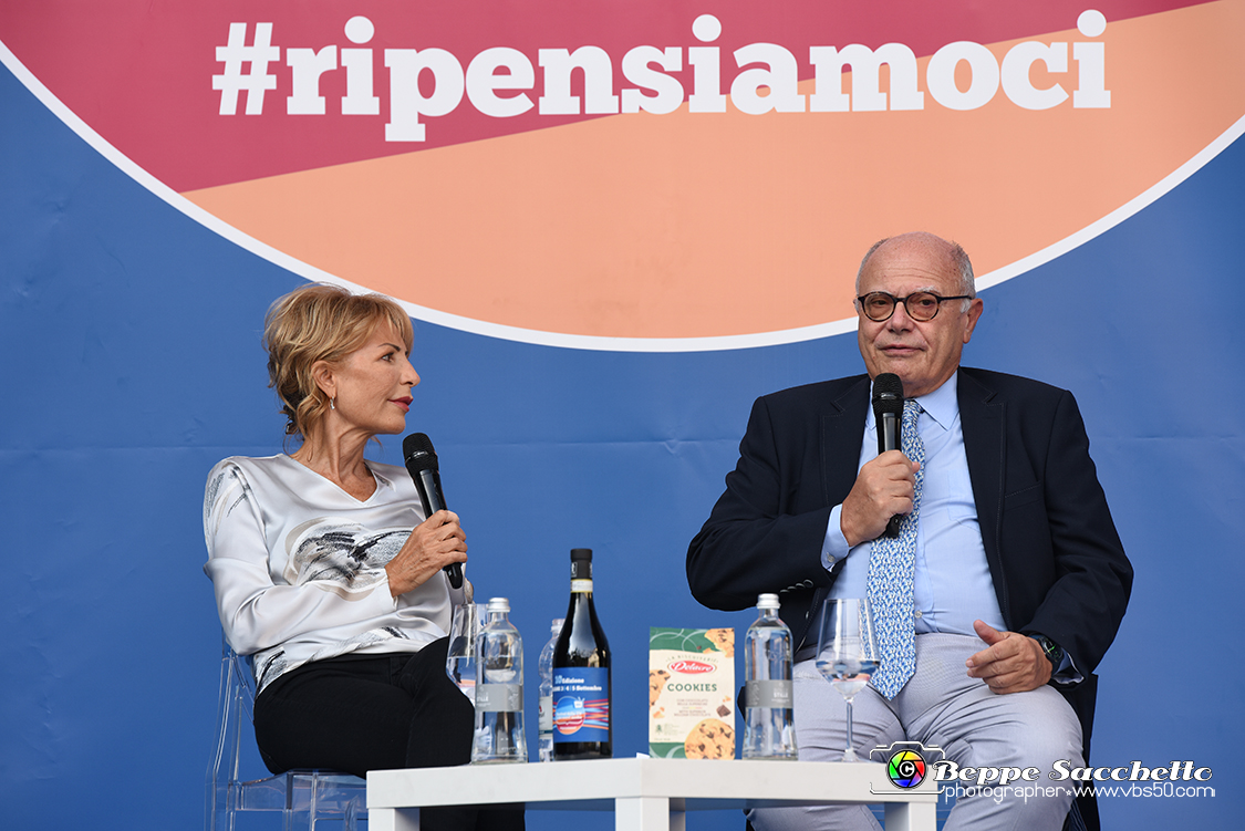 VBS_7894 - Lilli Gruber intervista Massimo Galli Infettivologo.jpg
